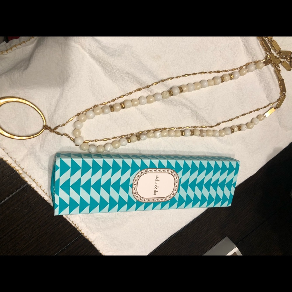 Stella and Dot necklace